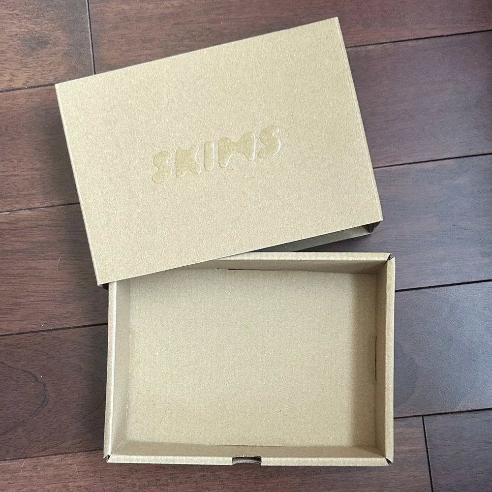 SKIMS cardboard Storage Box